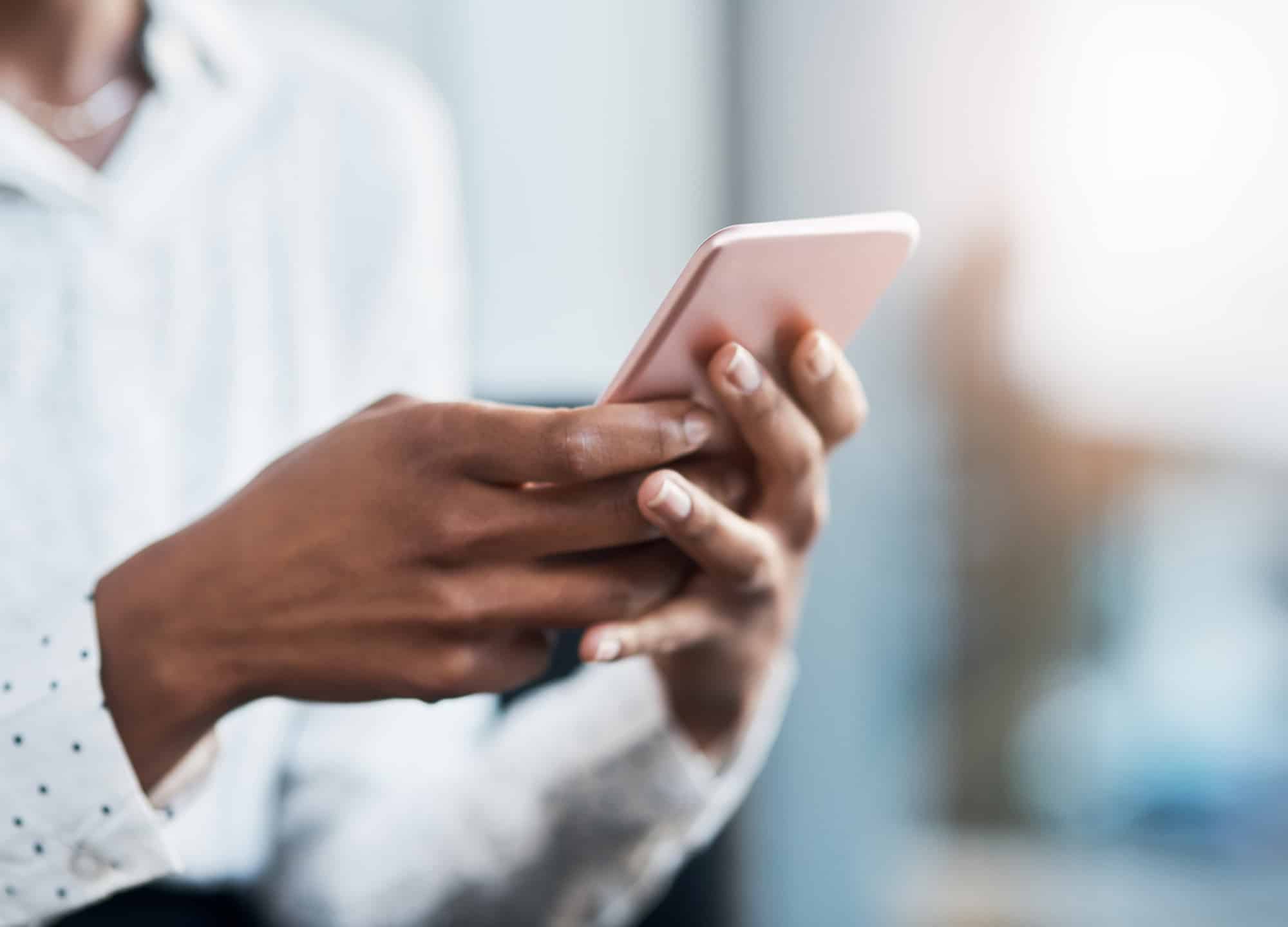 Instagram’s cosmetic surgery ban will censor any content that promotes weight-loss products or cosmetic procedures to users under the age of 18.