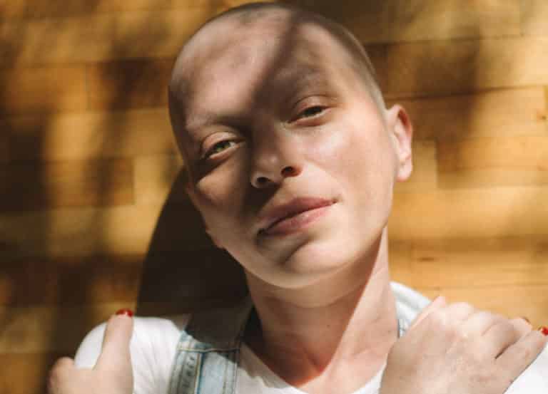 Chemotherapy and radiation don't mean the end of your beauty routine. Here's what doctors say are safe cosmetic procedures during cancer treatment.