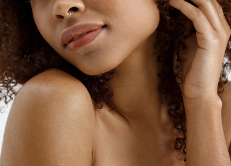 We asked RealSelf community members for their favorite neck-tightening treatments, ranking their picks from least to most invasive.