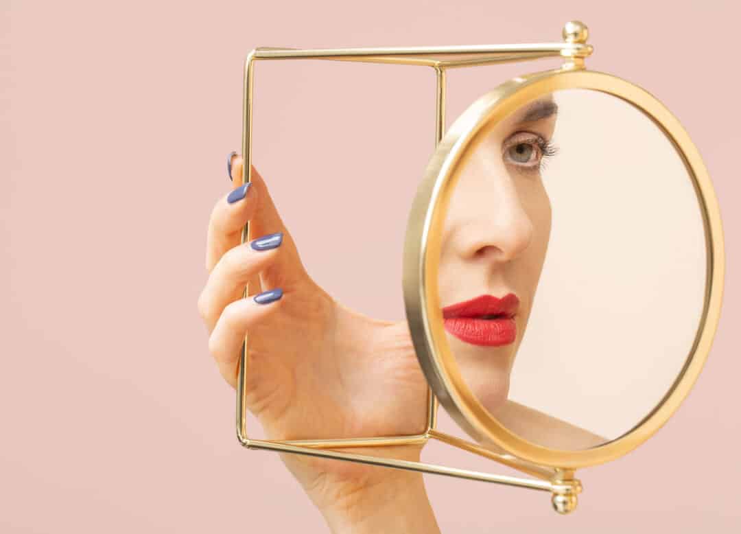 The True Mirror Will Change How You See Yourself RealSelf News