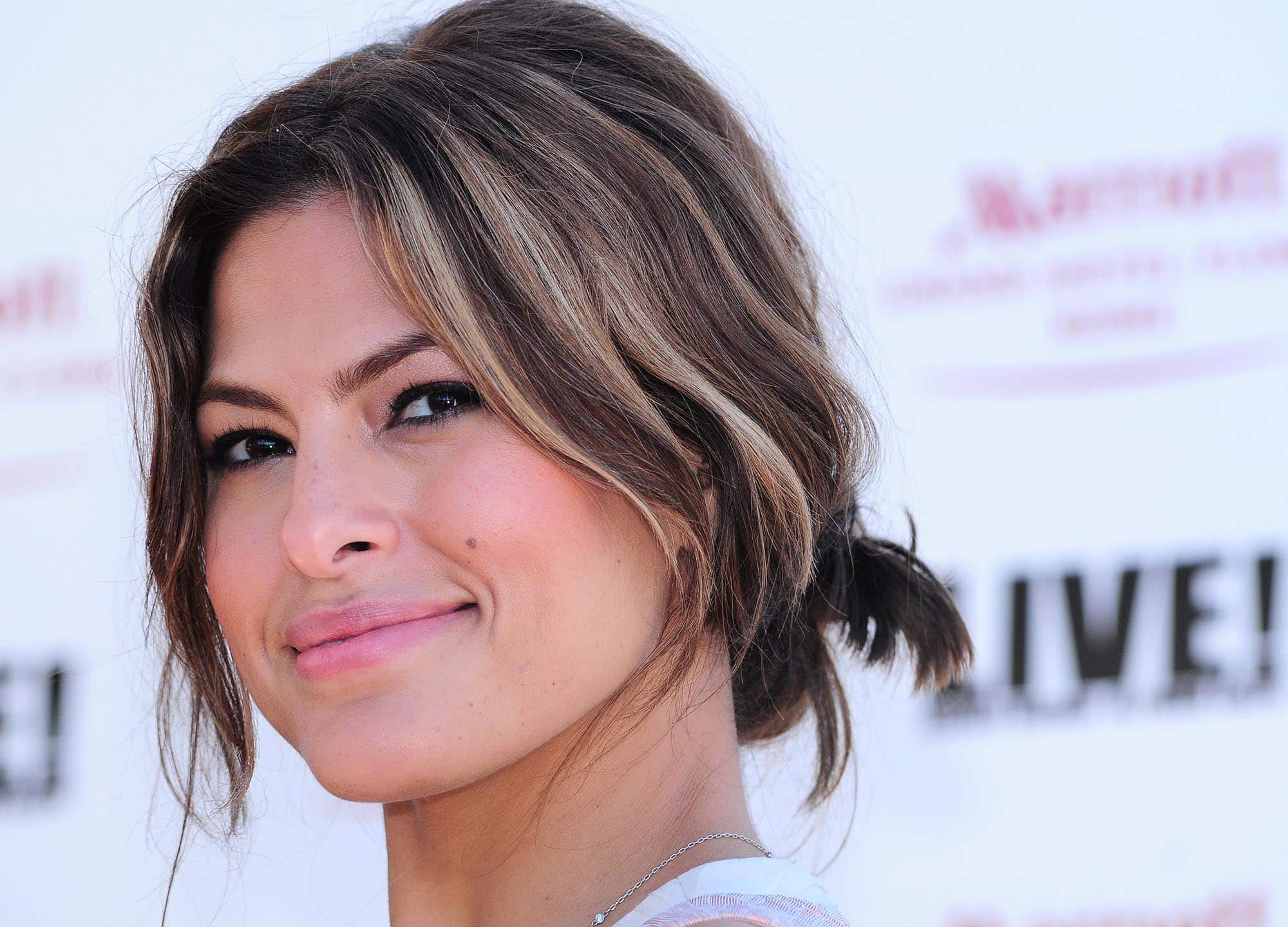 Eva Mendes recently revealed she got a thread lift. Here’s why some doctors don’t recommend the procedure.
