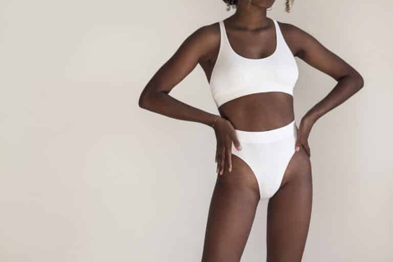 Because hip dips are created by the shape of the pelvis, they can be impossible to get rid of through exercise. Learn about your three hip augmentation options.