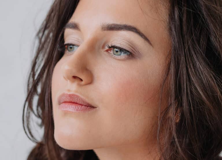 From improving early jowls to downplaying a prominent nose, learn more as injectors share the unexpected benefits of chin filler.