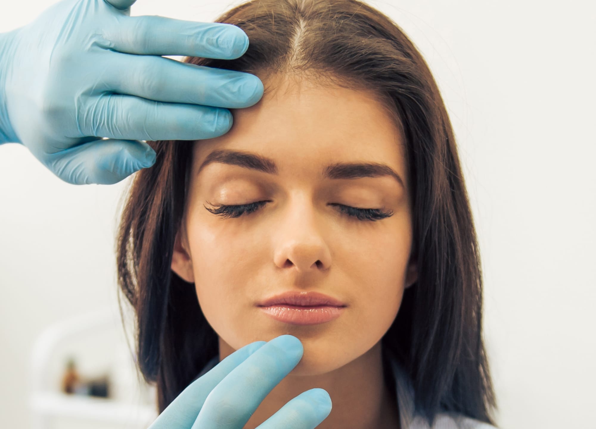 9 Doctors Predict the Biggest Aesthetic Trends for 2023 RealSelf News